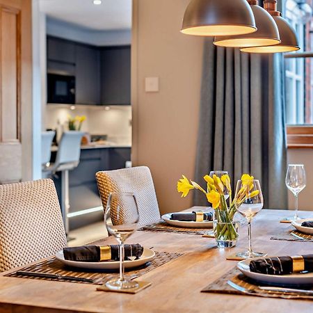Shrewsbury Townhouse - Free Parking Villa Exteriör bild