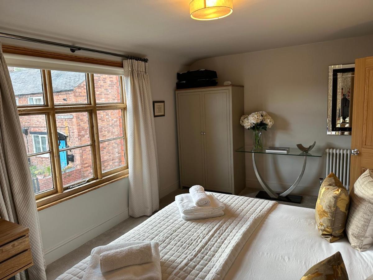 Shrewsbury Townhouse - Free Parking Villa Exteriör bild